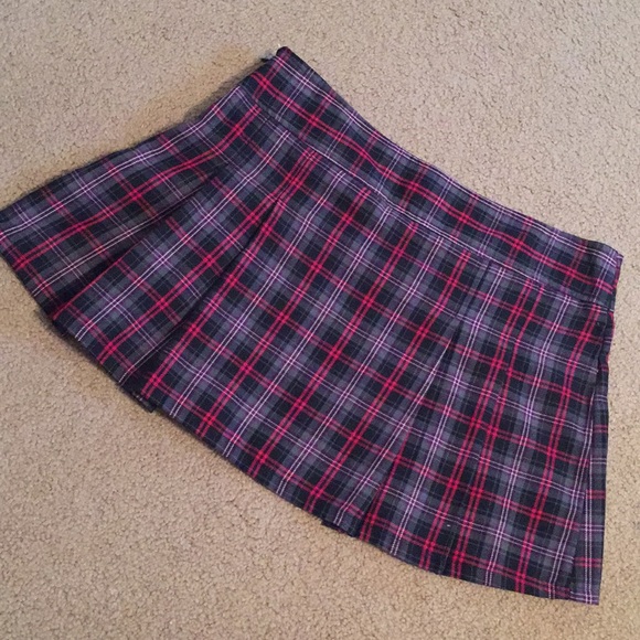 SOLD‼️ Plaid pleated skirt sz 4 - Picture 4 of 7